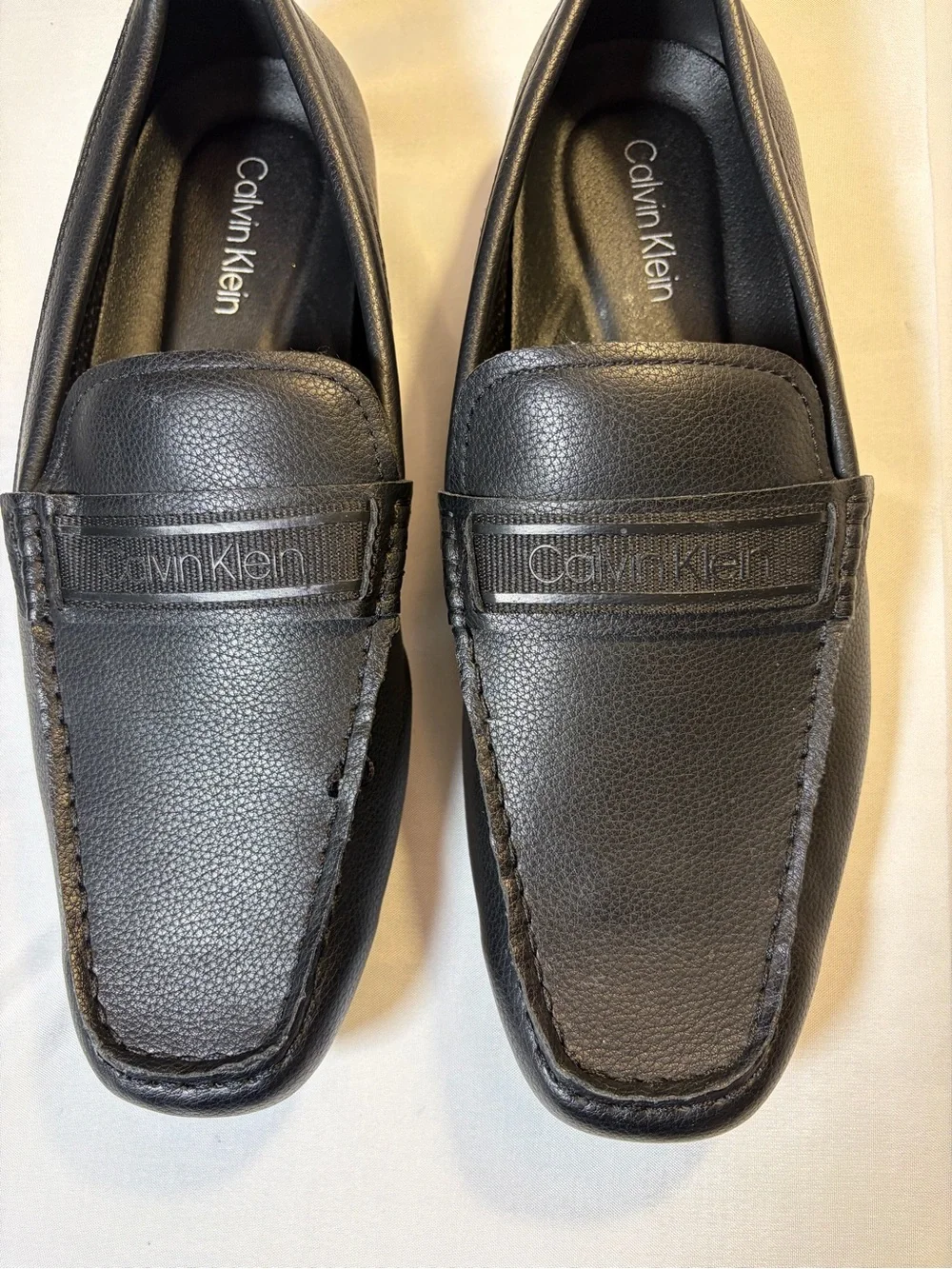 Calvin Klein Oliver Black Pebble-Grain Leather Slip-On Loafers Size 10 New